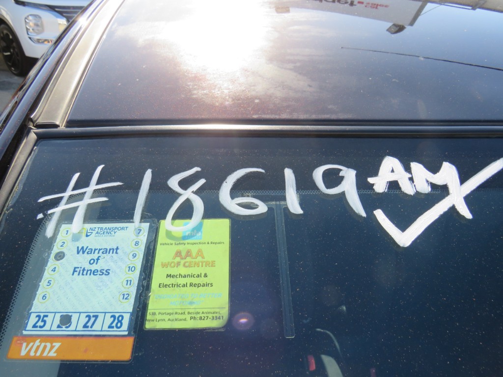 S1861919.jpg