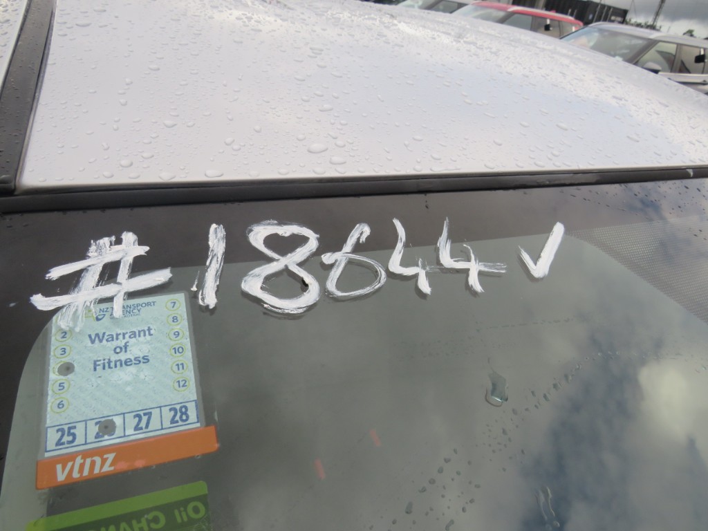 S1864418.jpg