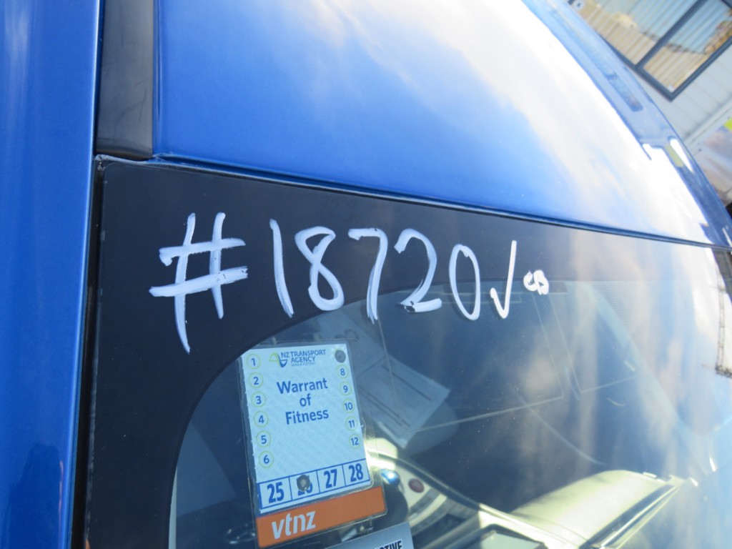 S1872018.jpg