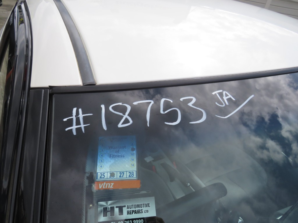 S1875318.jpg