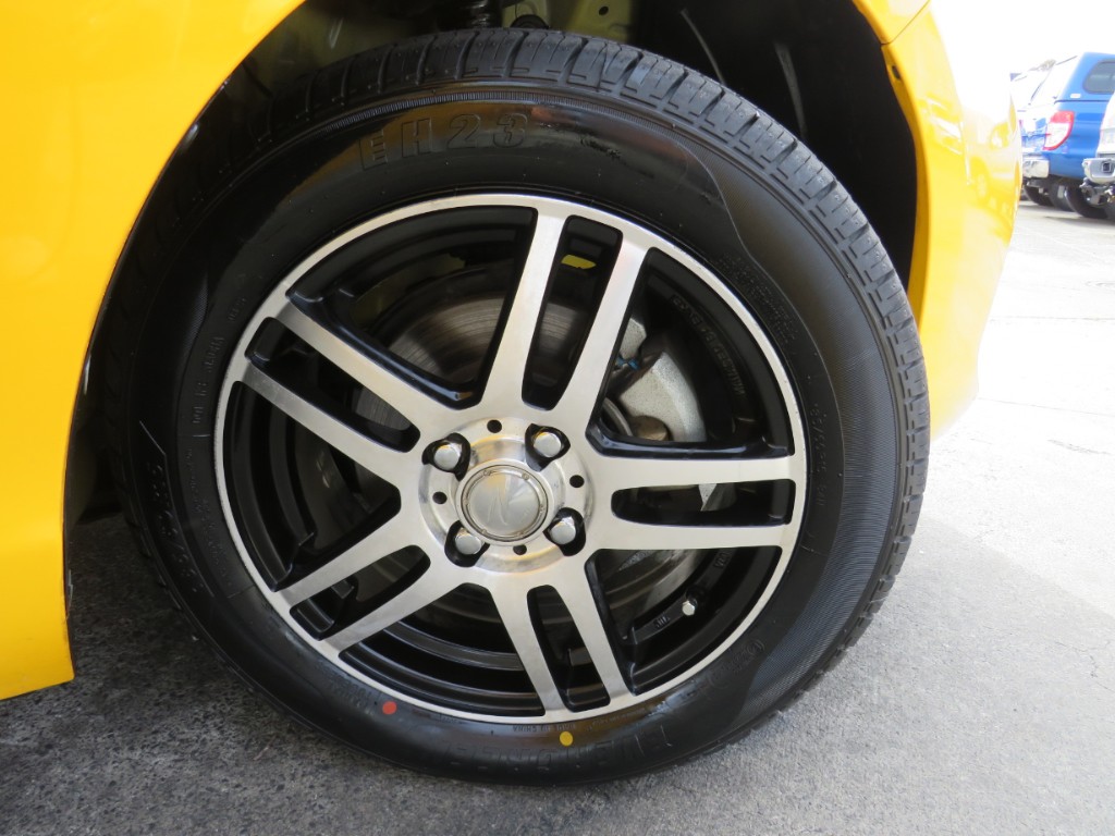 S1878813.jpg