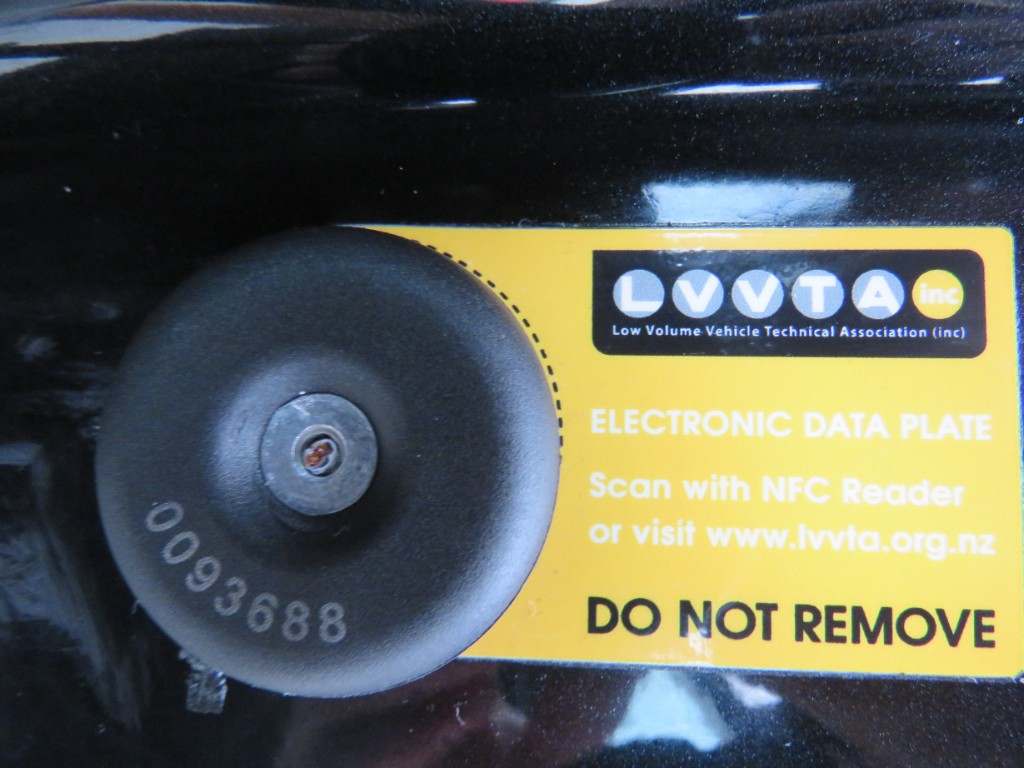 S1920018.jpg