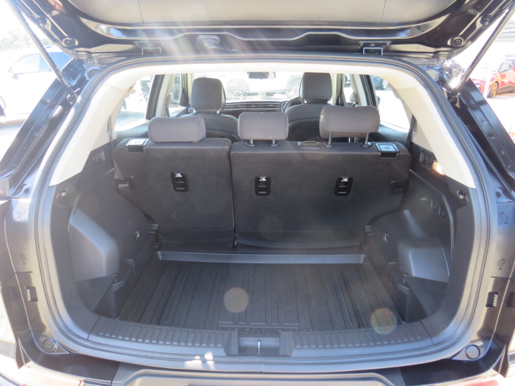 S1932010.jpg