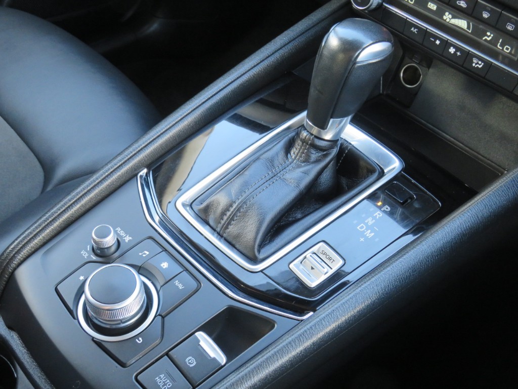 S7074016.jpg