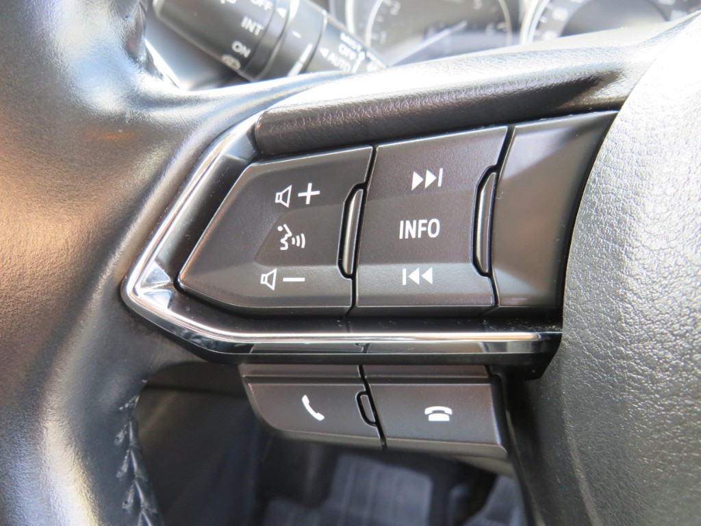 S7074115.jpg