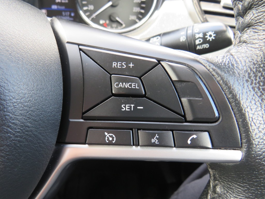 S7074316.jpg