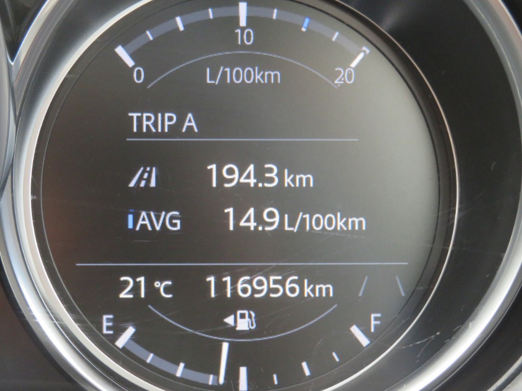 S7075019.jpg