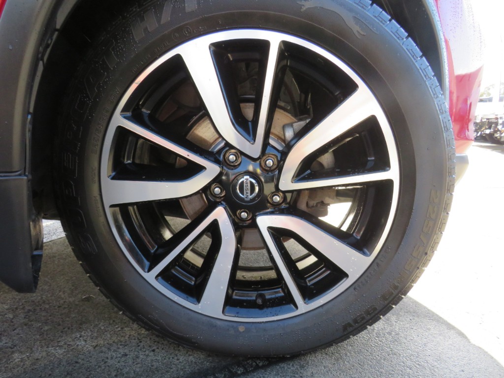 S7075110.jpg