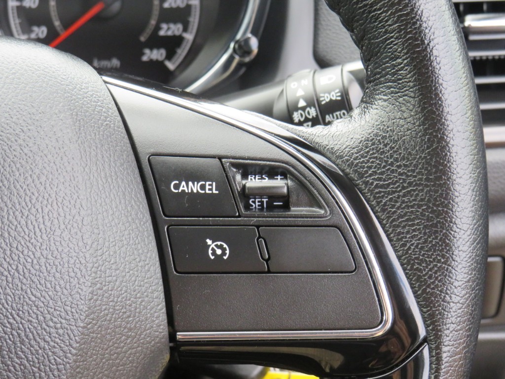 S7076016.jpg