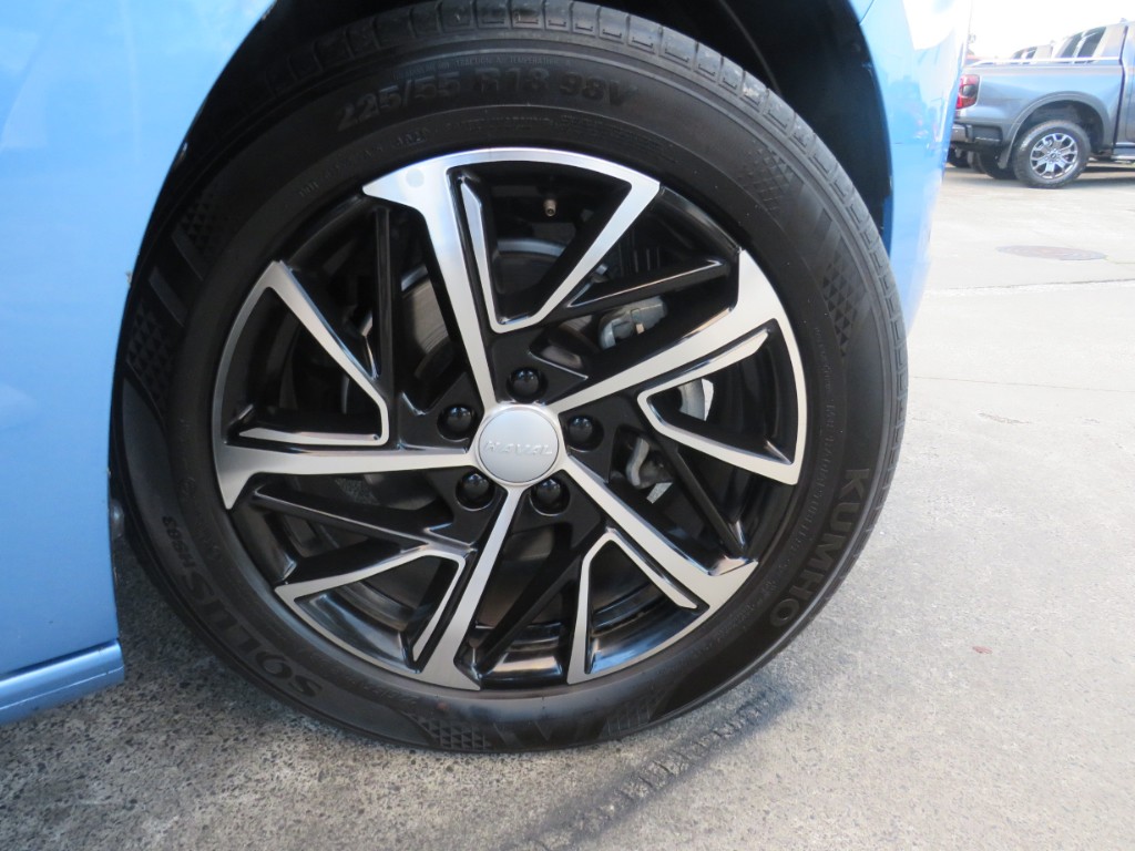 S7077211.jpg
