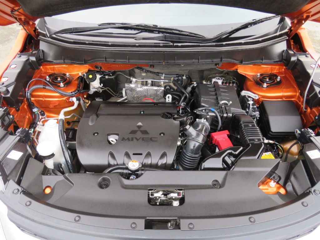 S7080420.jpg