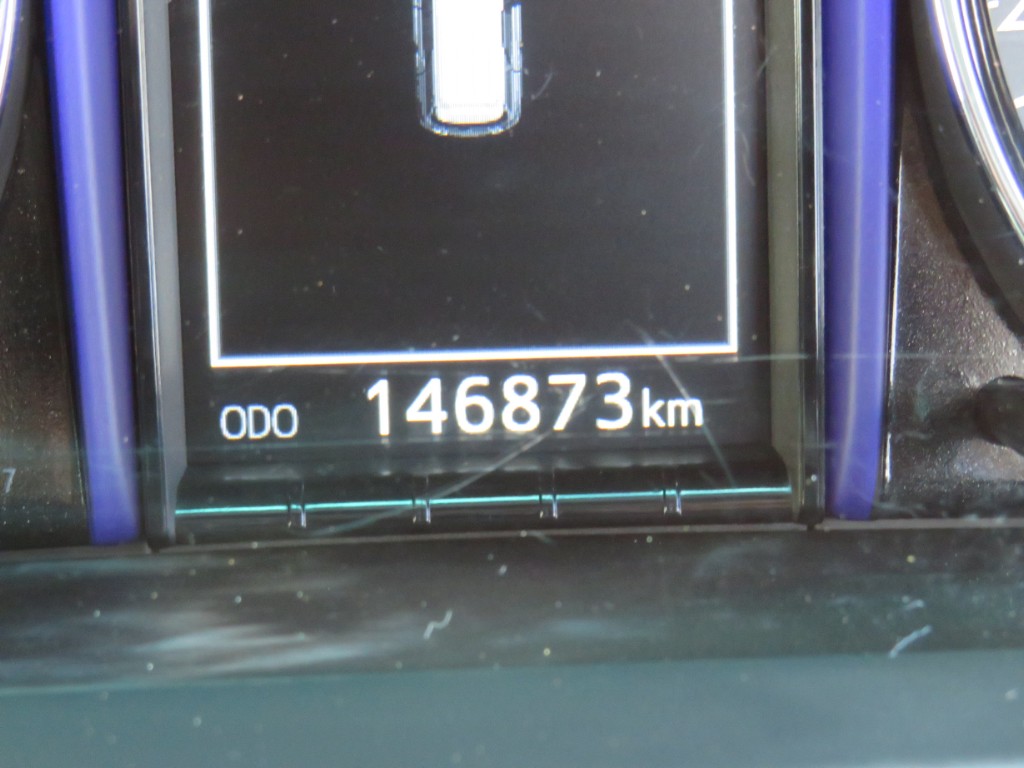 S7080718.jpg