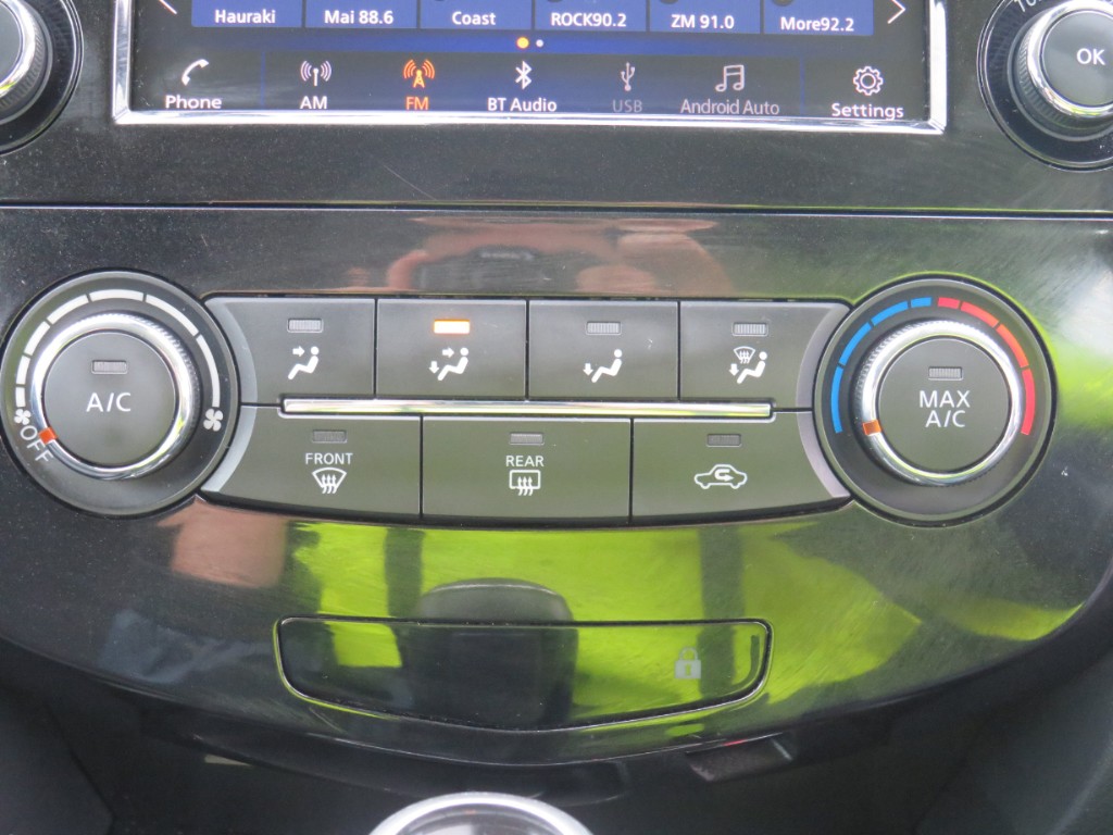 S7080919.jpg