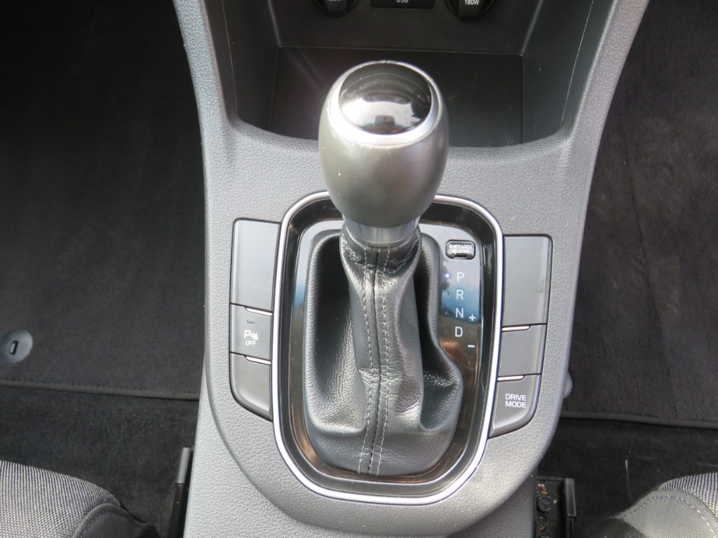 S7088219.jpg