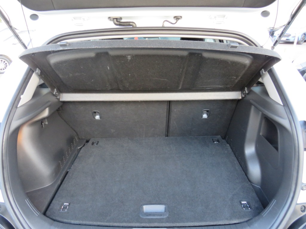 S7104110.jpg