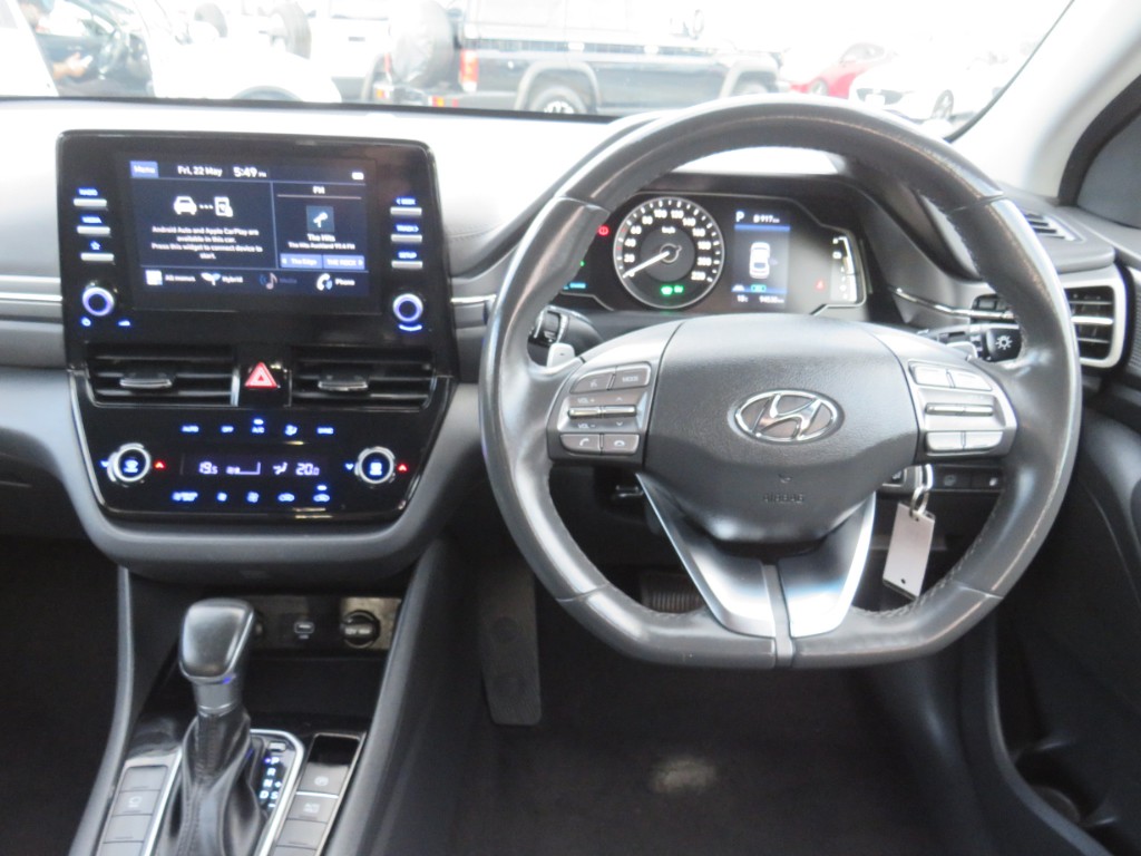 S7105612.jpg