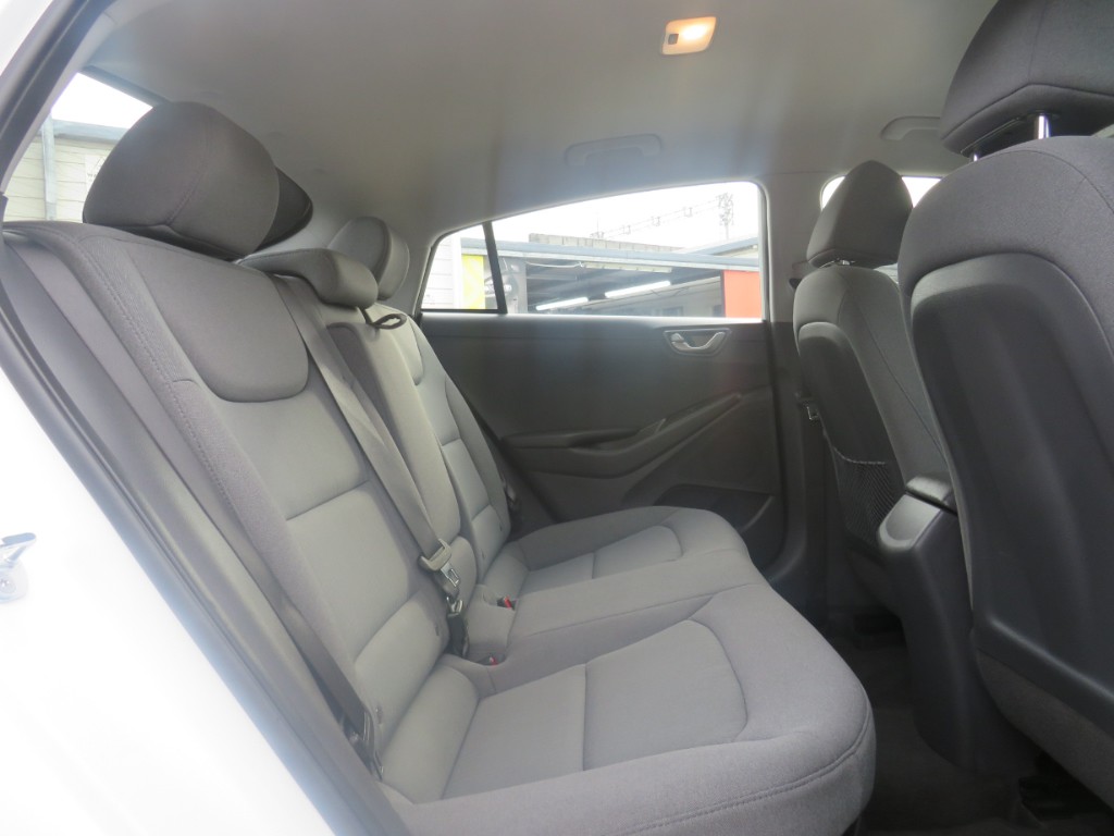 S7105812.jpg