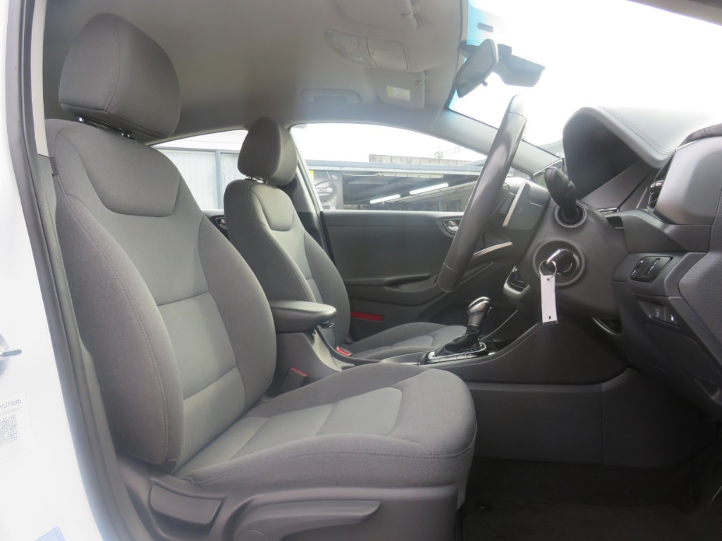 S7105814.jpg