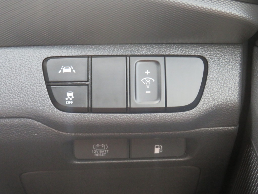 S7105815.jpg