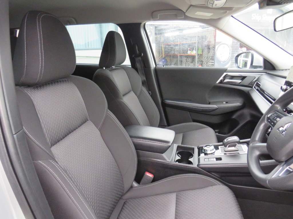 S7106813.jpg