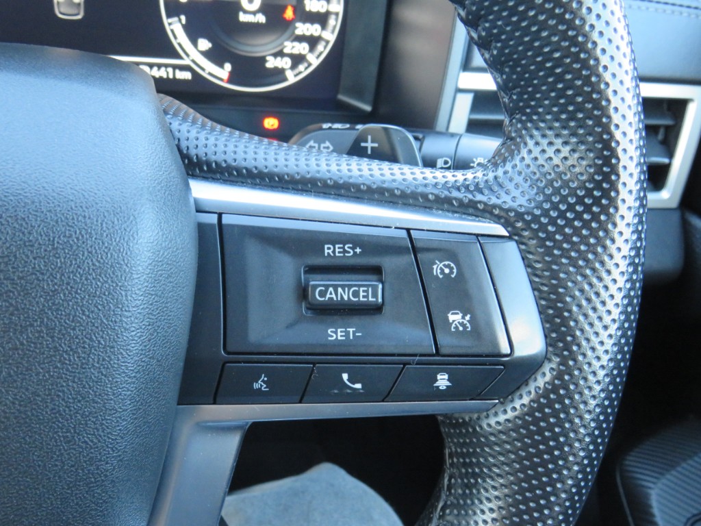 S7108217.jpg