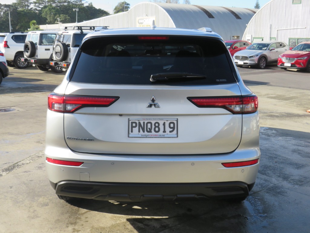 S710887.jpg