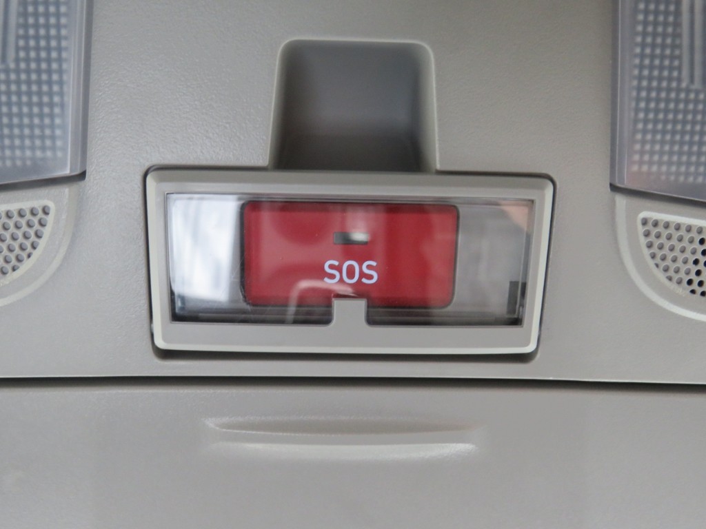 S7110018.jpg