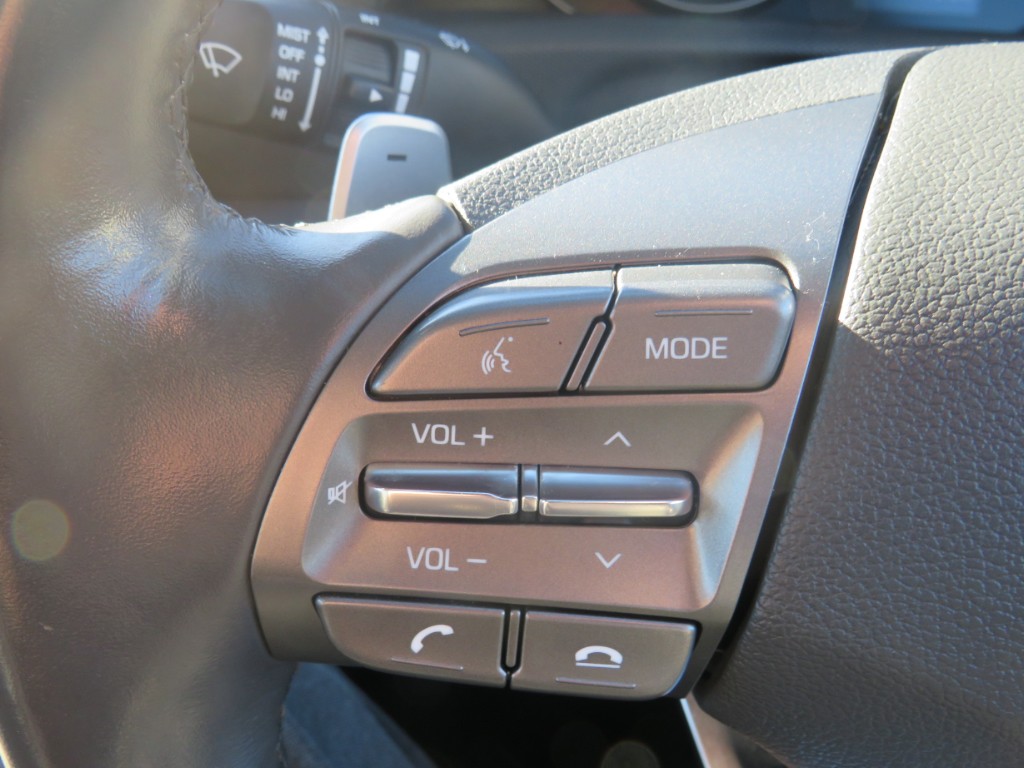 S7111616.jpg