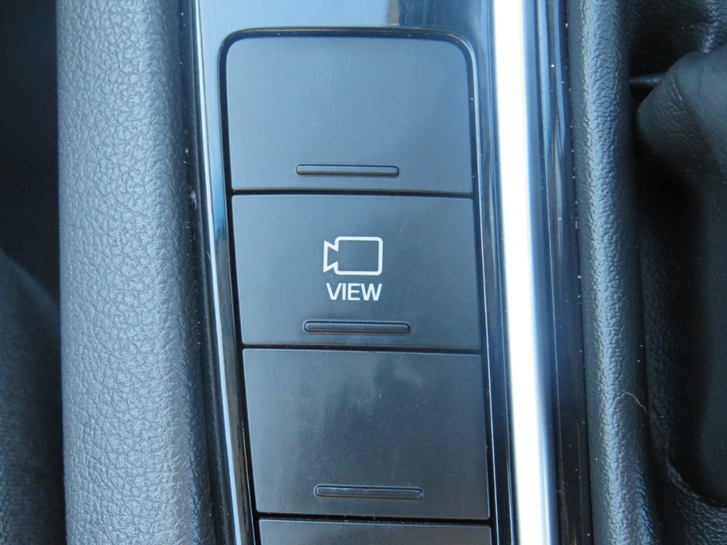 S7111618.jpg