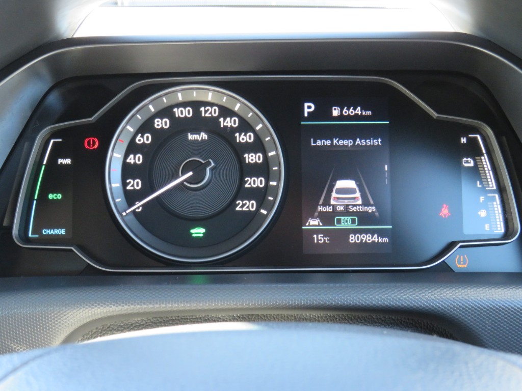 S7112214.jpg