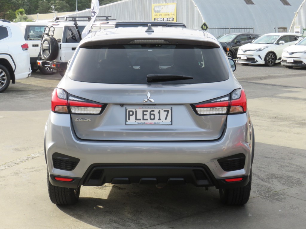 S711296.jpg