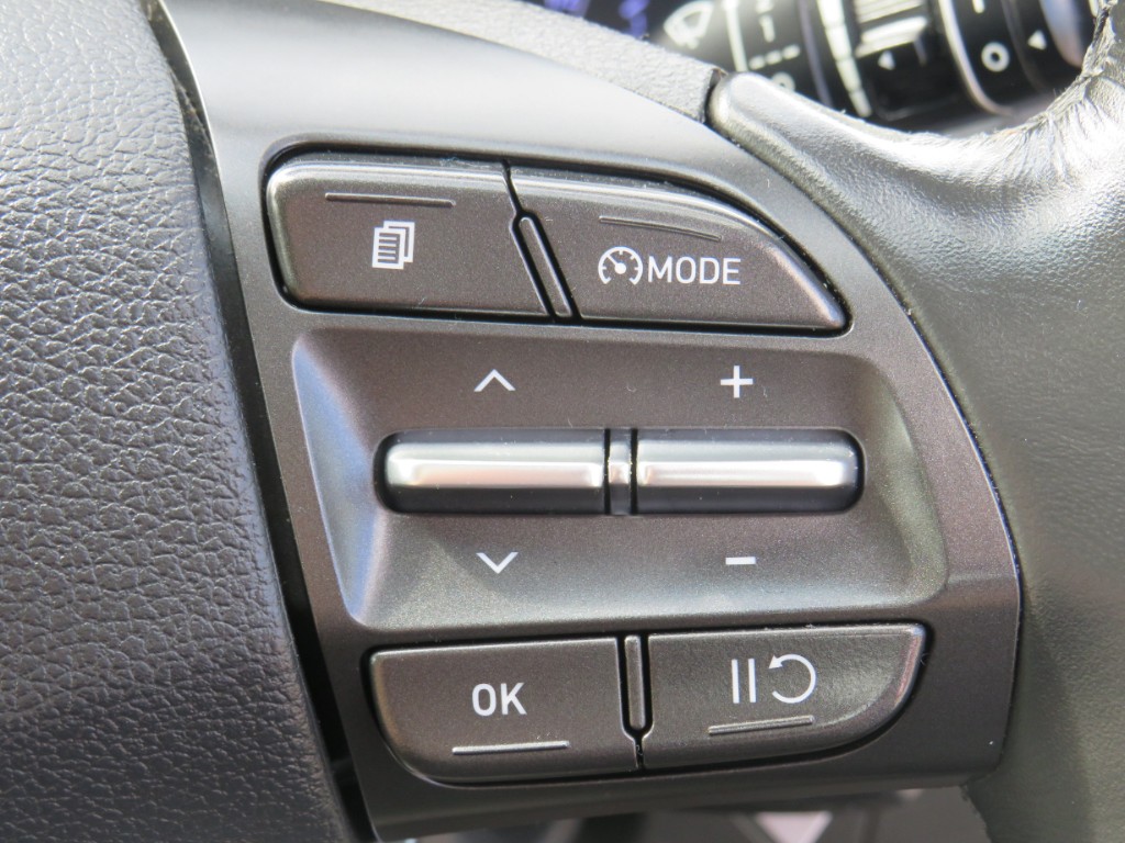 S7113515.jpg