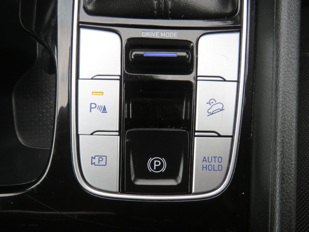 S7115517.jpg