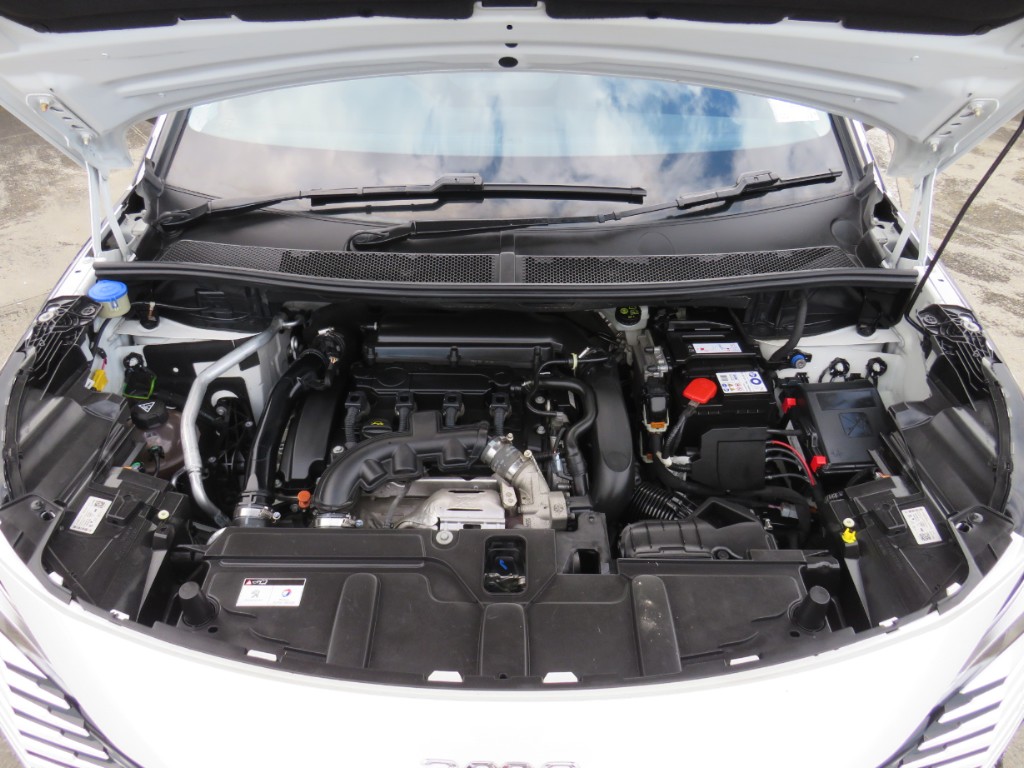 S7116120.jpg