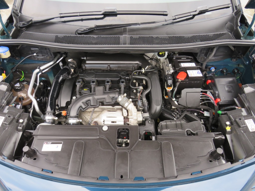 S7116220.jpg