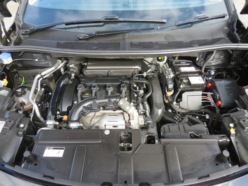 S7116420.jpg