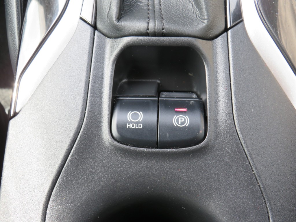 S8011019.jpg