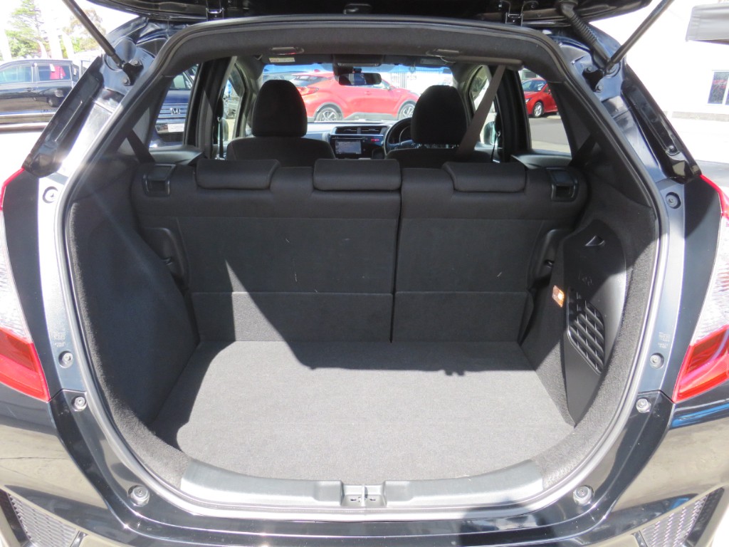 S8012011.jpg