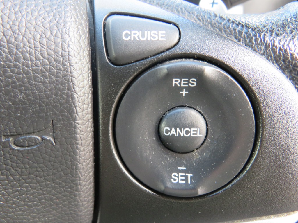 S8012116.jpg
