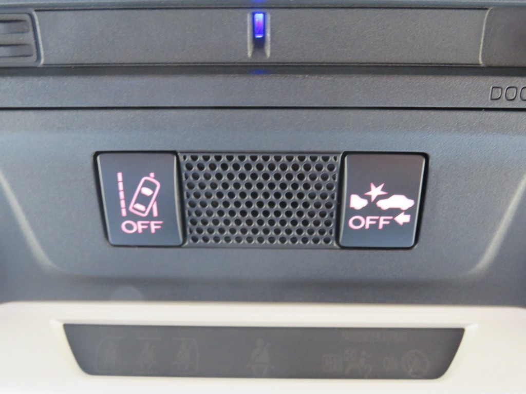S8015719.jpg