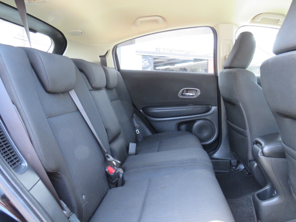 S8016312.jpg