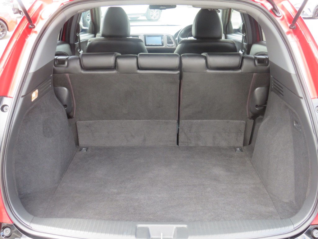 S8016711.jpg