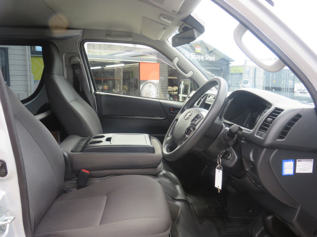 S8020011.jpg