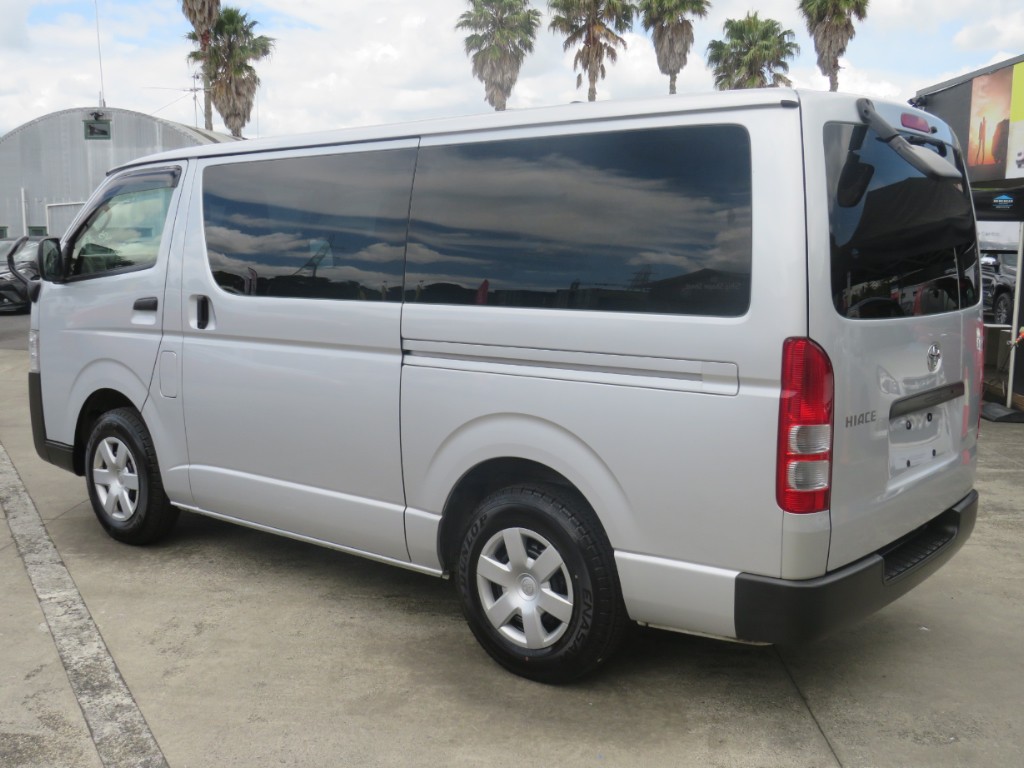 S802006.jpg