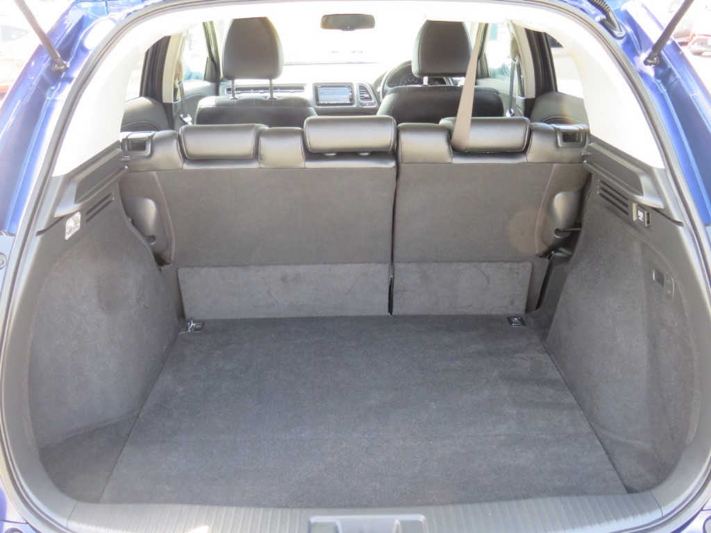 S8021511.jpg