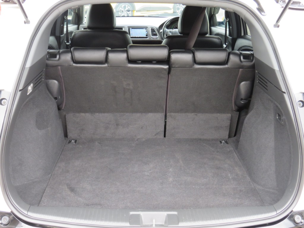 S8021711.jpg