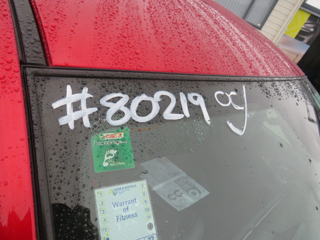 S8021921.jpg