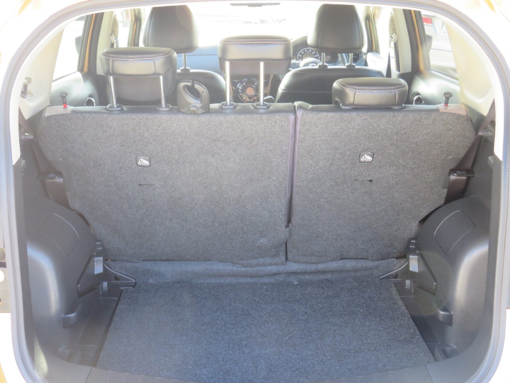 S8022511.jpg