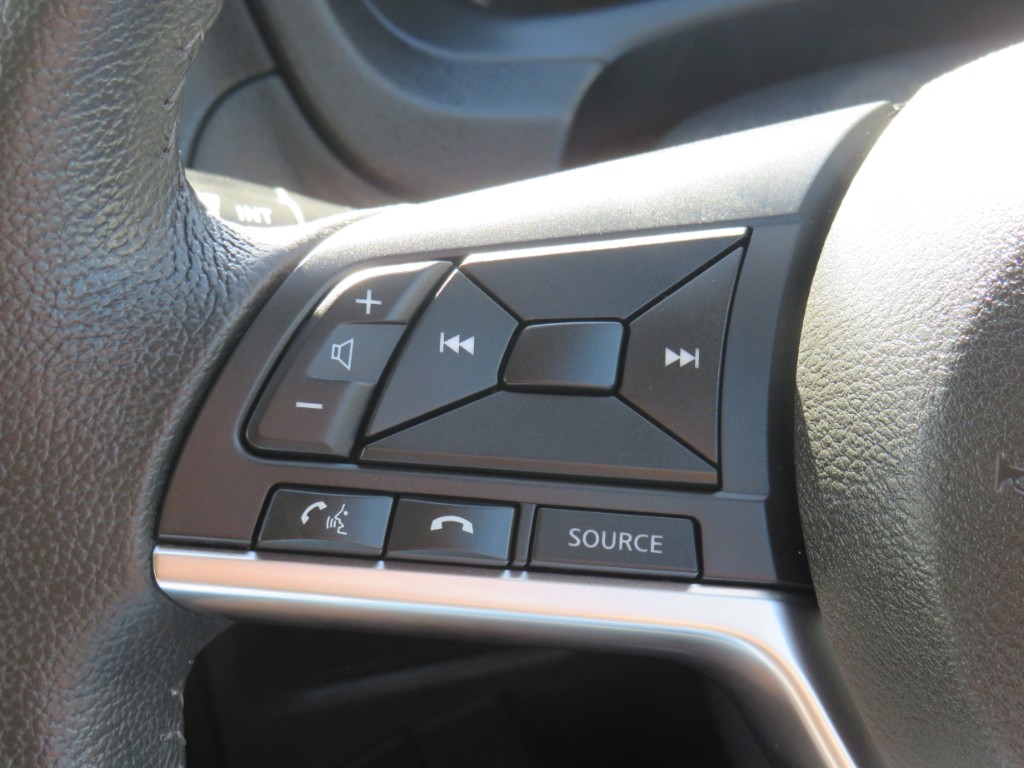 S8022516.jpg