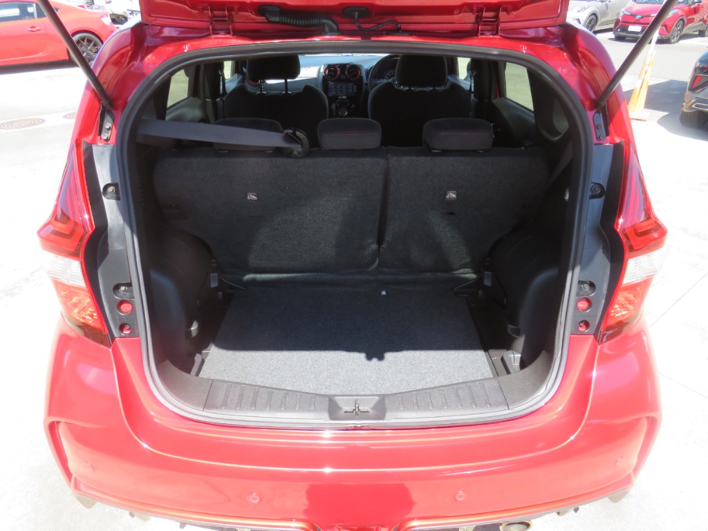 S8022611.jpg